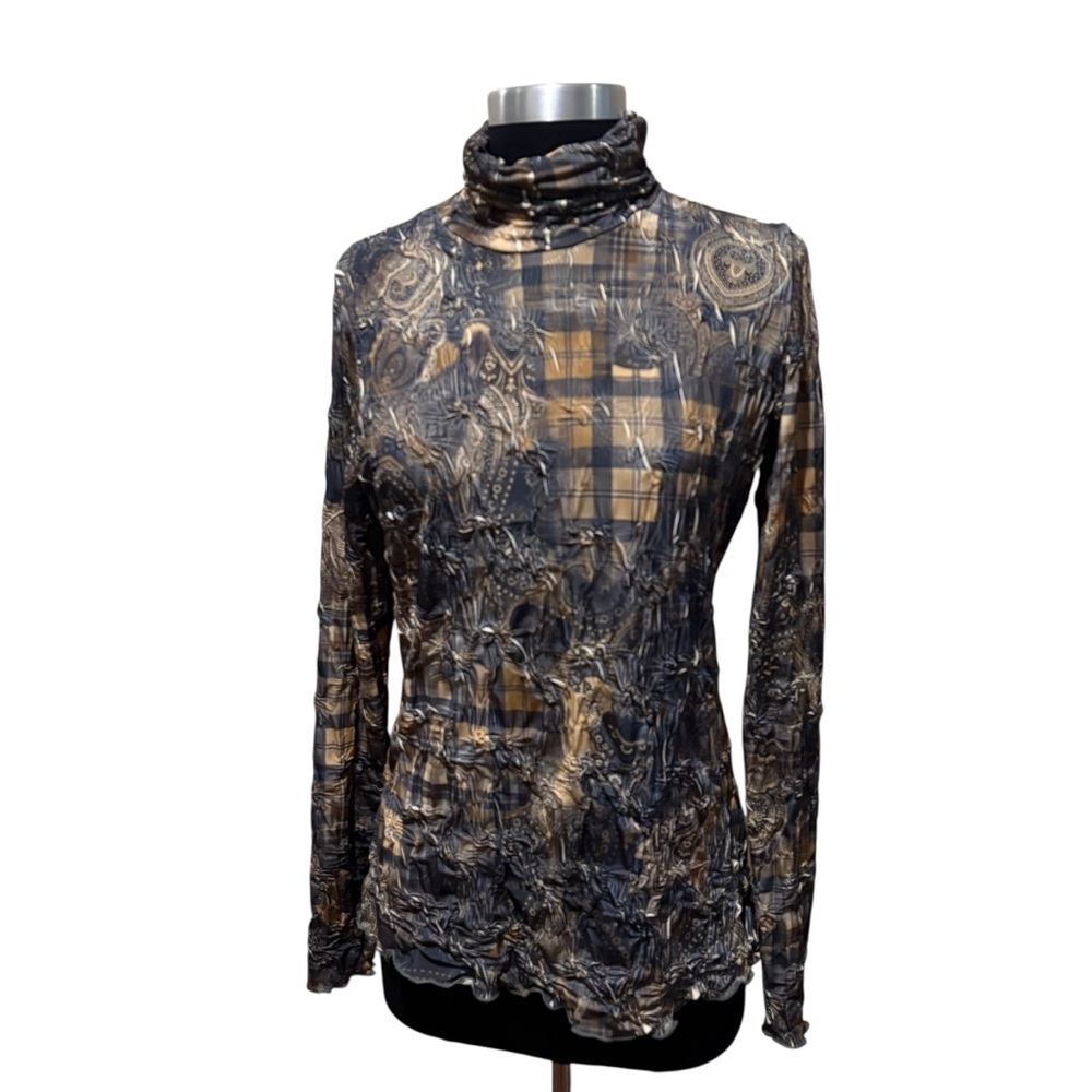 Printed Long Sleeve Turtleneck Top in Navy and Tan